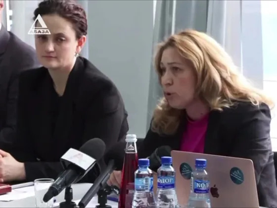 глава минтуризма Абхазии заявила, что стране не нужны нищие российские туристы, вызвав скандал