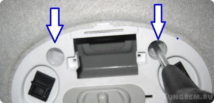 Снятие плафона освещения салона Lada Kalina