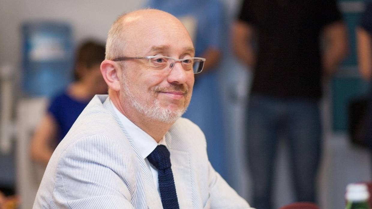 Политолог Наумов назвал заявление главы минобороны Украины Резникова пиаром и болтовней