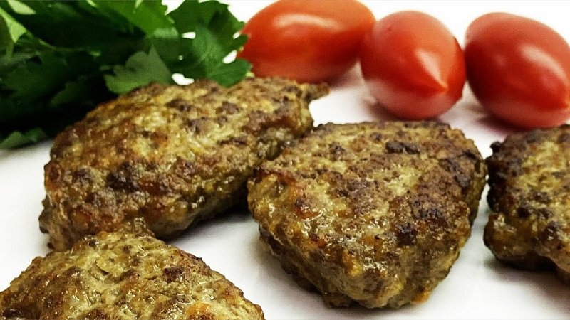 Печеночные оладьи с сырой картошкой Закуски