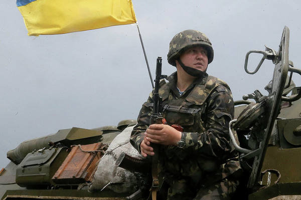 Украинские солдаты бегут из армии на фоне воинственных заявлений Киева