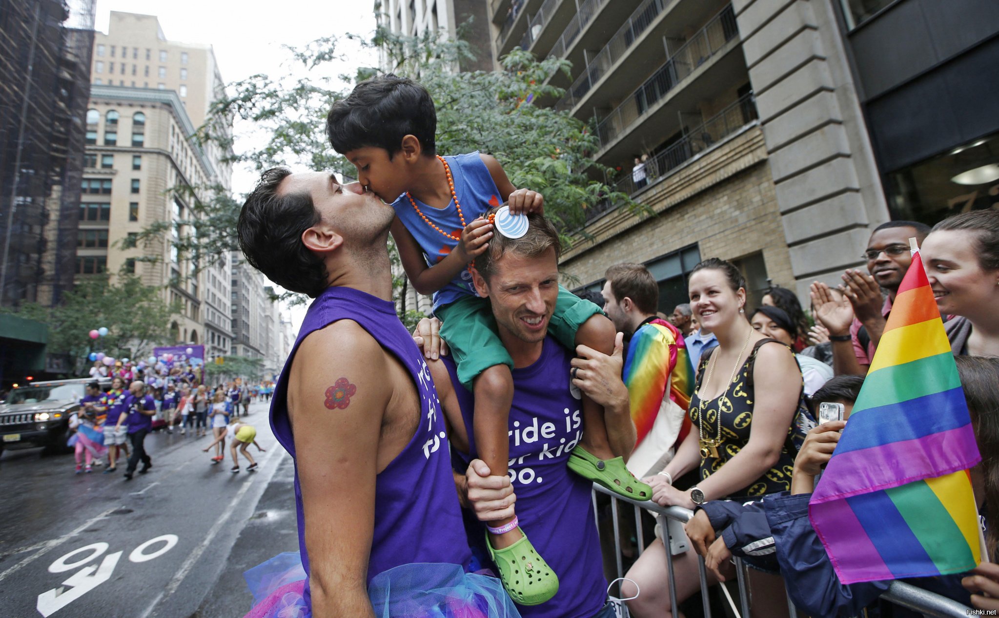 встреча геев на улице фото 51