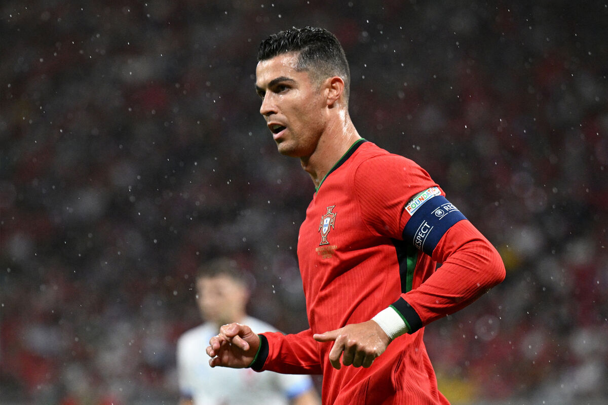 Экс-игрок сборной Португалии Канейра заявил, что Роналду расстроен