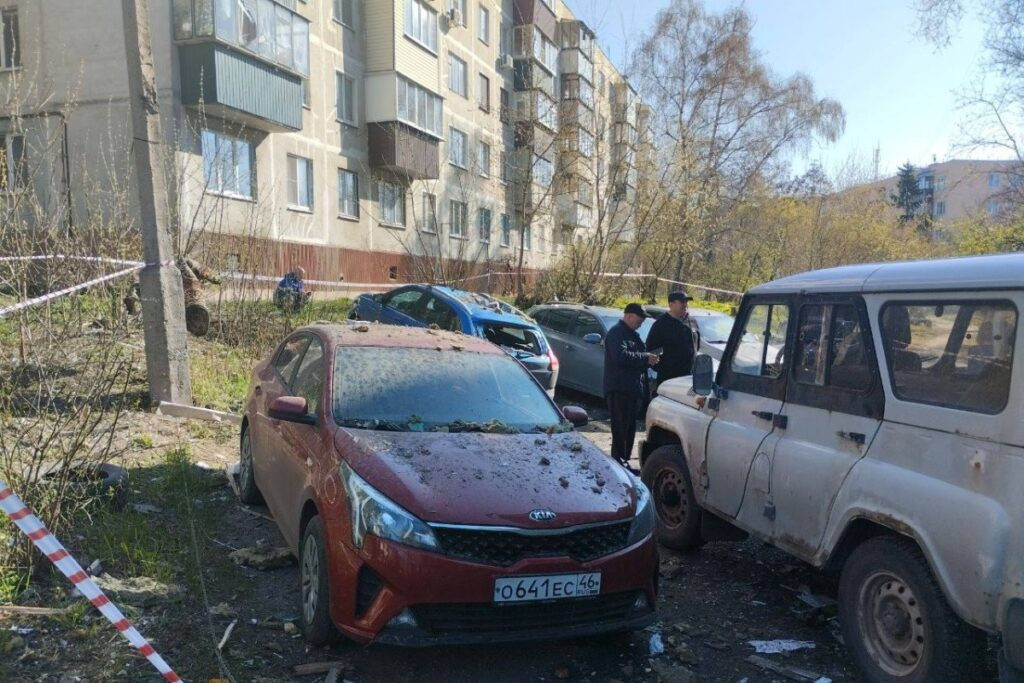 Бочаров: в Волгоградской области беспилотник попал в многоквартирный дом
