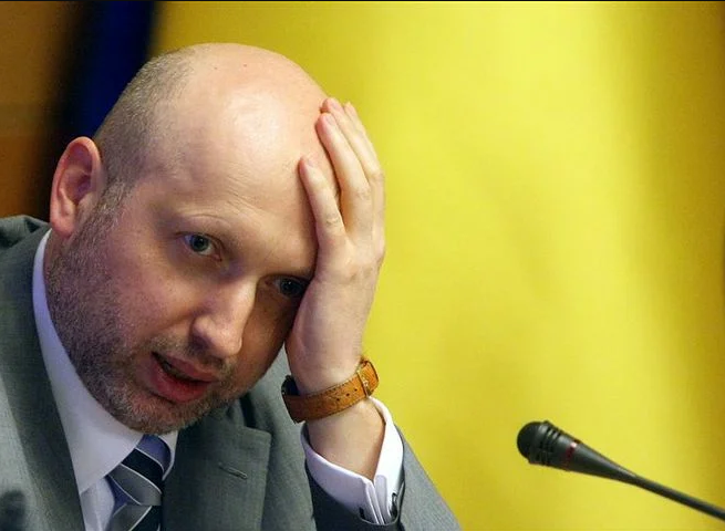 Российский парламентарий Цеков посоветовал Турчинову взять на "штурм Крыма" белый флаг