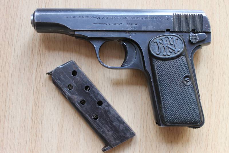 Пистолет, из которого убили эрцгерцога Франца Фердинанда Пистолет, из которого убили эрцгерцога Франца Фердинанда оружие