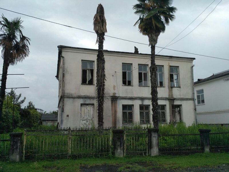 Абхазия — край природы и разрушений абхазия, вид, заброшенное, улица, эстетика