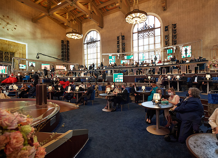 Радость и слезы: что происходило за кулисами премии "Оскар" Звезды,Красная дорожка