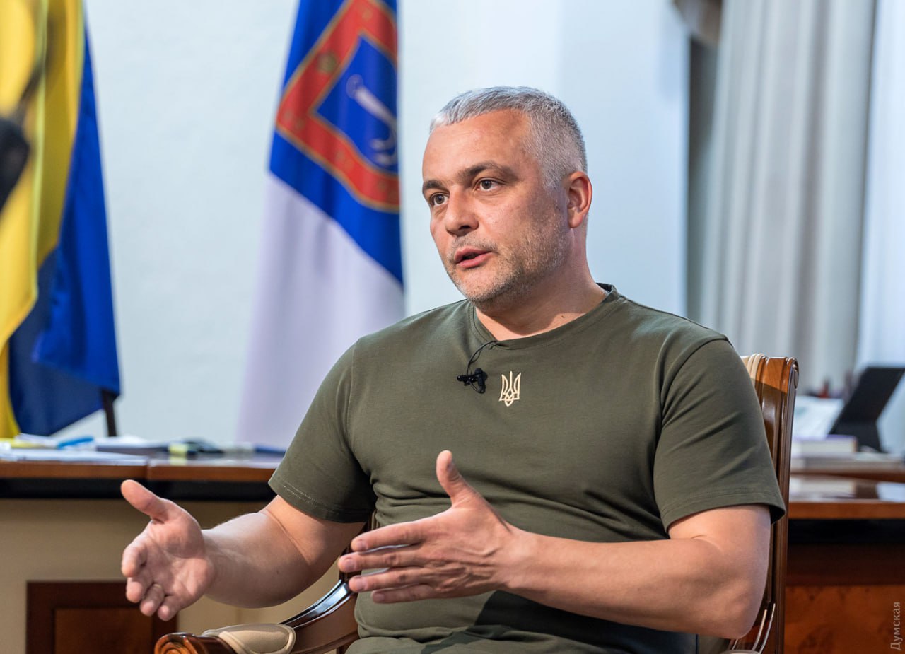 Сладкий стол из кизяков: Гауляйтер Одессы призвал детей отказаться от конфет украина