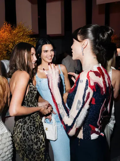 Голливудский бомонд оторвался на вечеринке после "Оскара": эксклюзивные кадры