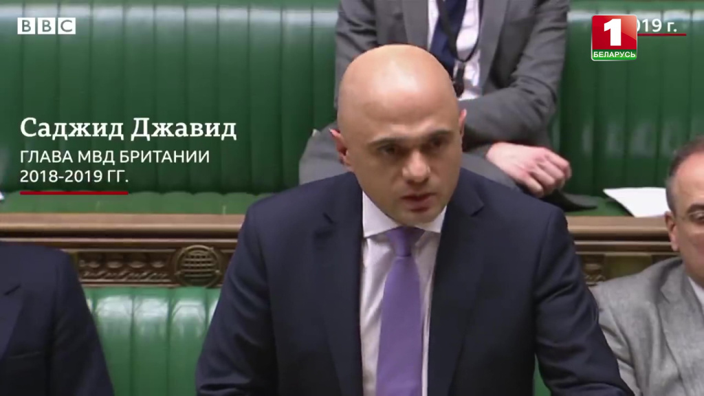 Запад лишает гражданства за неподдержание ценностей страны, но обеспокоился возможностью лишения гражданства в Беларуси