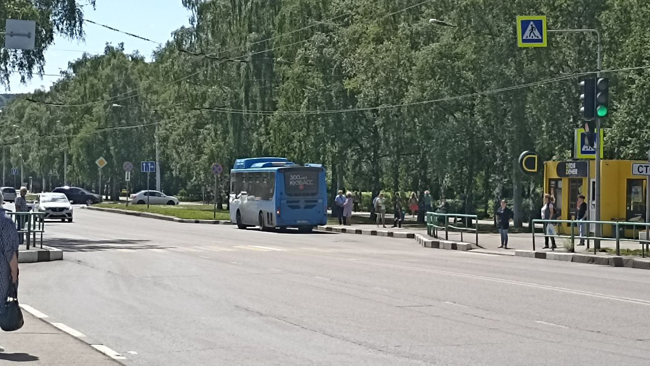 В Новокузнецке на Троицу запустят дополнительные автобусы до кладбищ