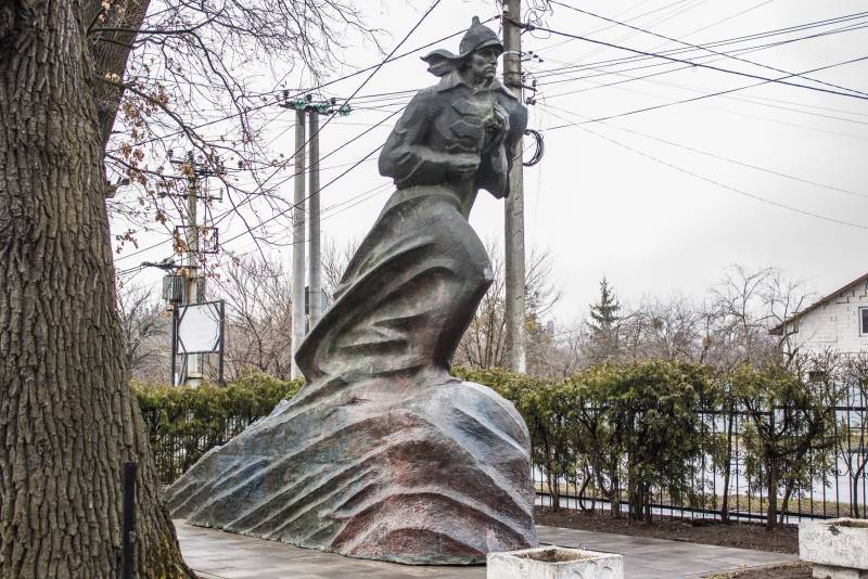 Репортаж Колорадского Таракана. Островский. Окончание истории украина