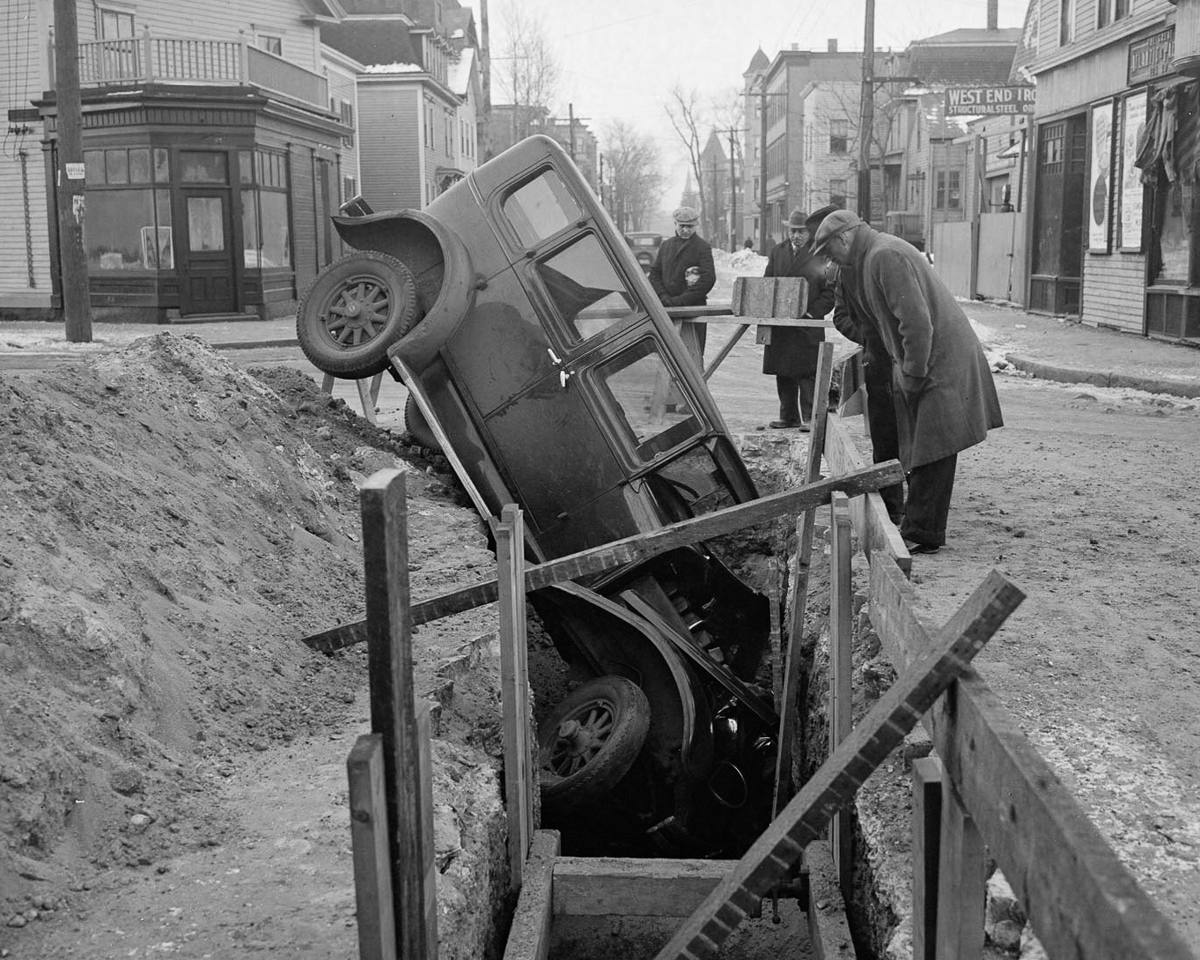 Трагичные и нелепые автомобильные аварии Бостона в 1930-х годах. Фотограф Лесли Джонс