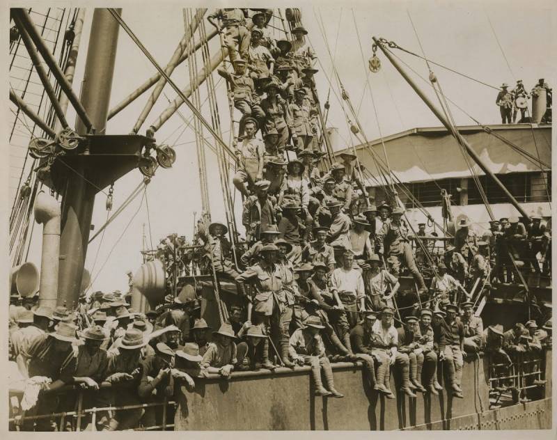 Битва за Проливы. Галлиполийская операция союзников Битва за Проливы. Галлиполийская операция союзников история