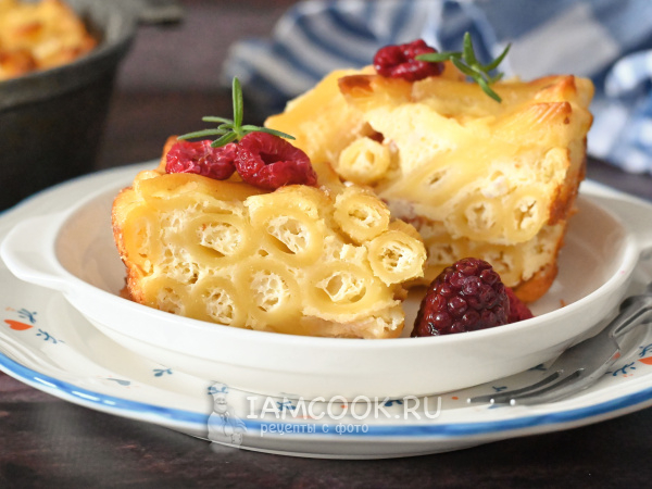 Сладкая бабка из макарон в духовке, рецепт с фото