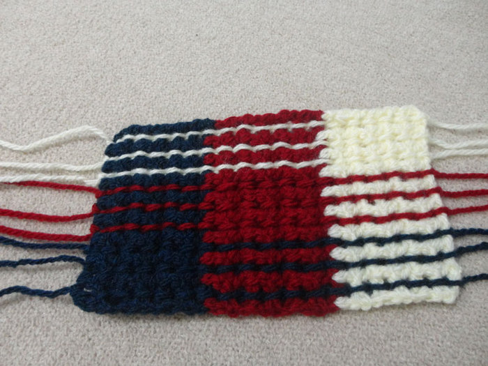 Узор "шотландкая клетка", связанный крючком