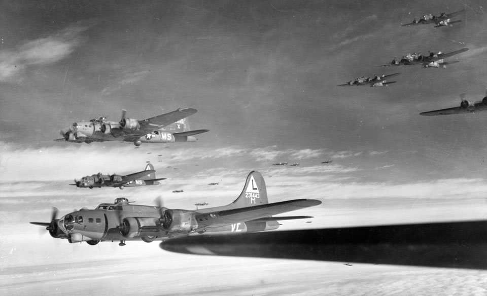 B-17Gs_381st_BG_en_route_to_target