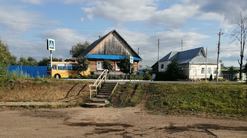 Жители Можги сообщают об опасном пешеходном переходе