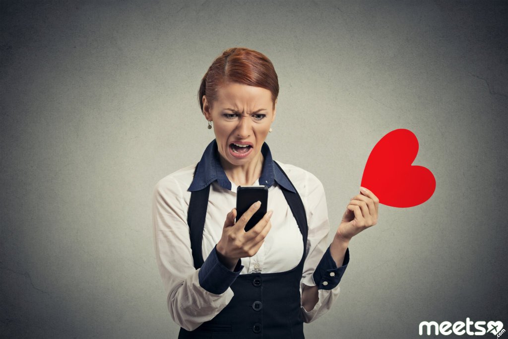 девушка удивляется