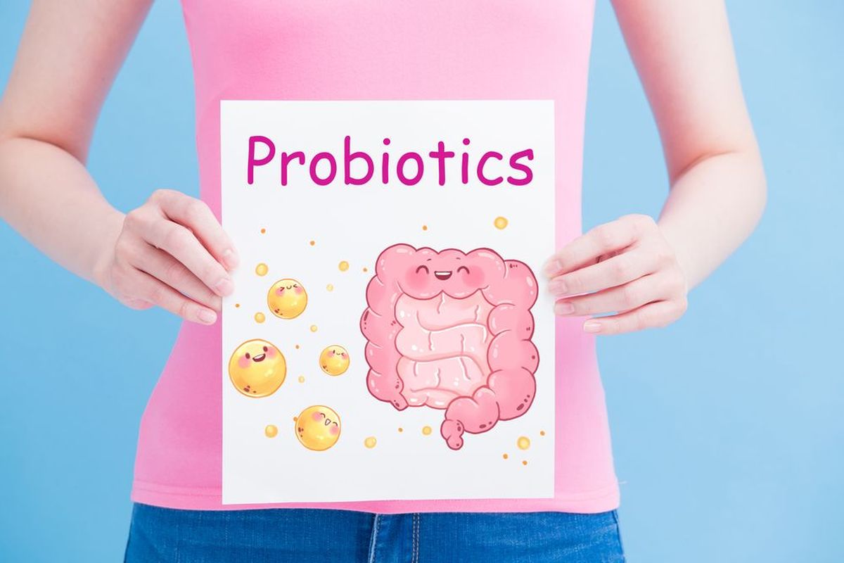 Пробиотики и пребиотики помогают восстанавливать микрофлору кишечника.