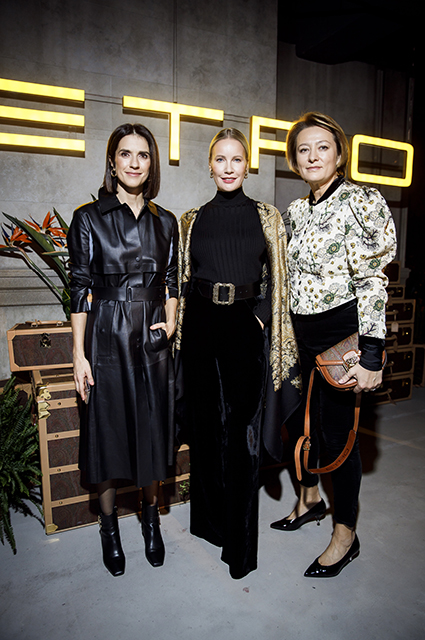 Светские выходные в Москве: Ксения Собчак, Виктория Лопырева, Альбина Джанабаева на показах, Монеточка — в кино Светские выходные в Москве: Ксения Собчак, Виктория Лопырева, Альбина Джанабаева на показах, Монеточка — в кино Светская жизнь