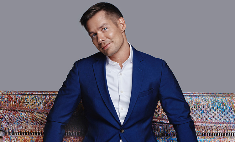 Стас Пьеха объяснил, почему не разводится с экс-возлюбленной