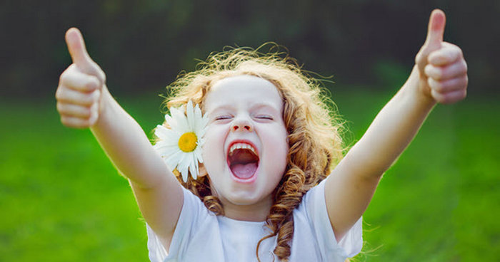 Палец вверх, рукопожатие и другие привычные жесты, которыми не стоит пользоваться в других странах