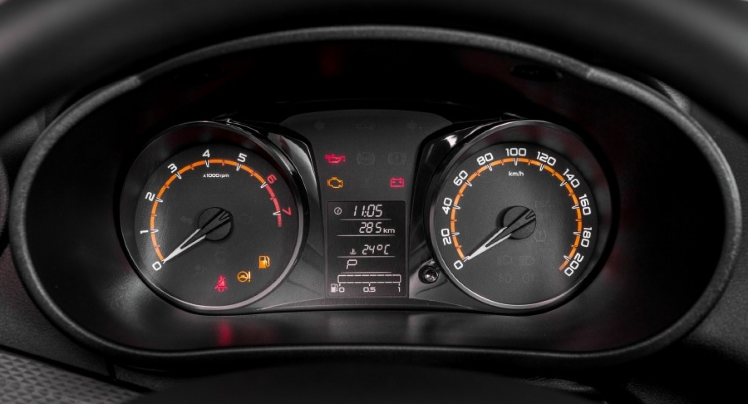 Автомобильный термометр: почему датчик показывает неадекватные цифры Автомобили