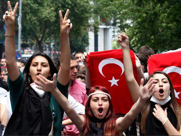 Названы 10 регионов РФ, которые турецкие СМИ включили в “тюркский мир”