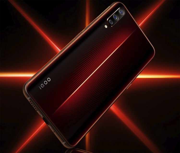 Смартфон-первенец Vivo iQOO: чип Snapdragon 855, до 12 Гбайт ОЗУ и тройная камера Смартфон-первенец Vivo iQOO: чип Snapdragon 855, до 12 Гбайт ОЗУ и тройная камера новости