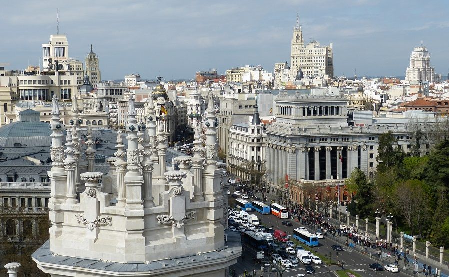 Daily Record сообщила, что к приезжающим в Испанию туристам будут «заглядывать в карманы» Общество