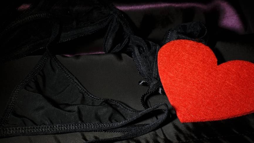 Психолог Миллер назвала причины развития любовного треугольника Общество