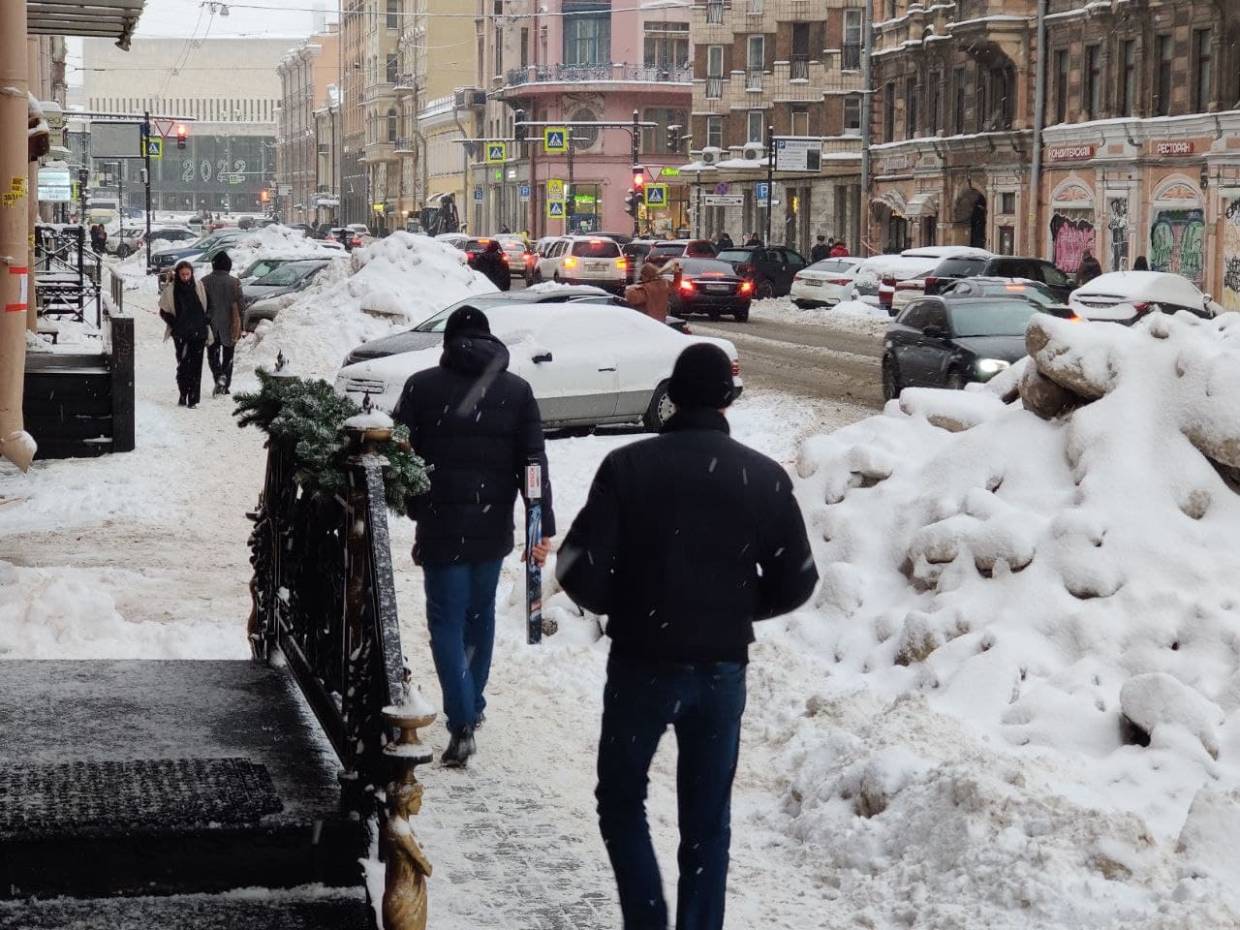 снег в санкт петербурге сегодня