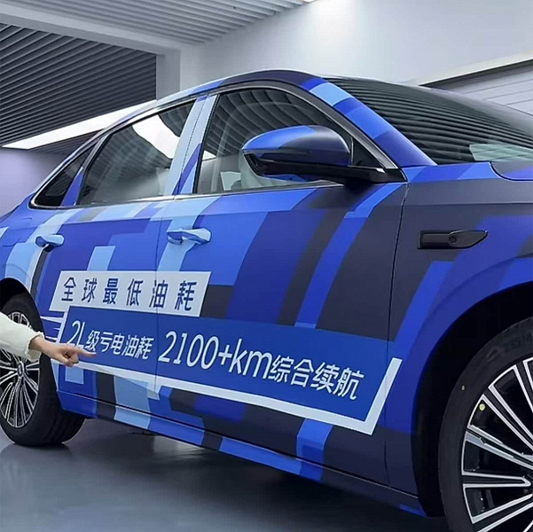  в Китае сфотографировали суперэкономичный Geely Galaxy, способный проезжать более 2000 км на баке бензина