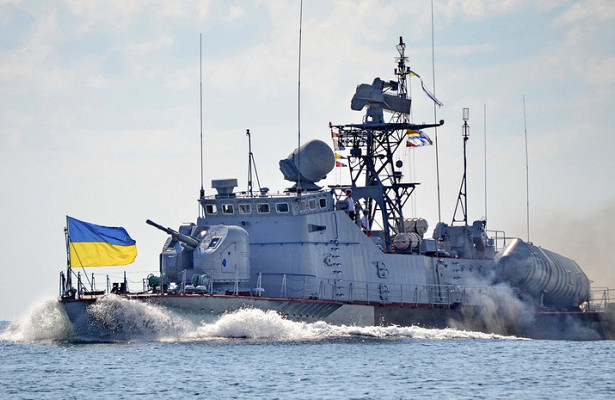 Курс на Крым? Военные катера из Одесского порта отправились в боевой поход украина