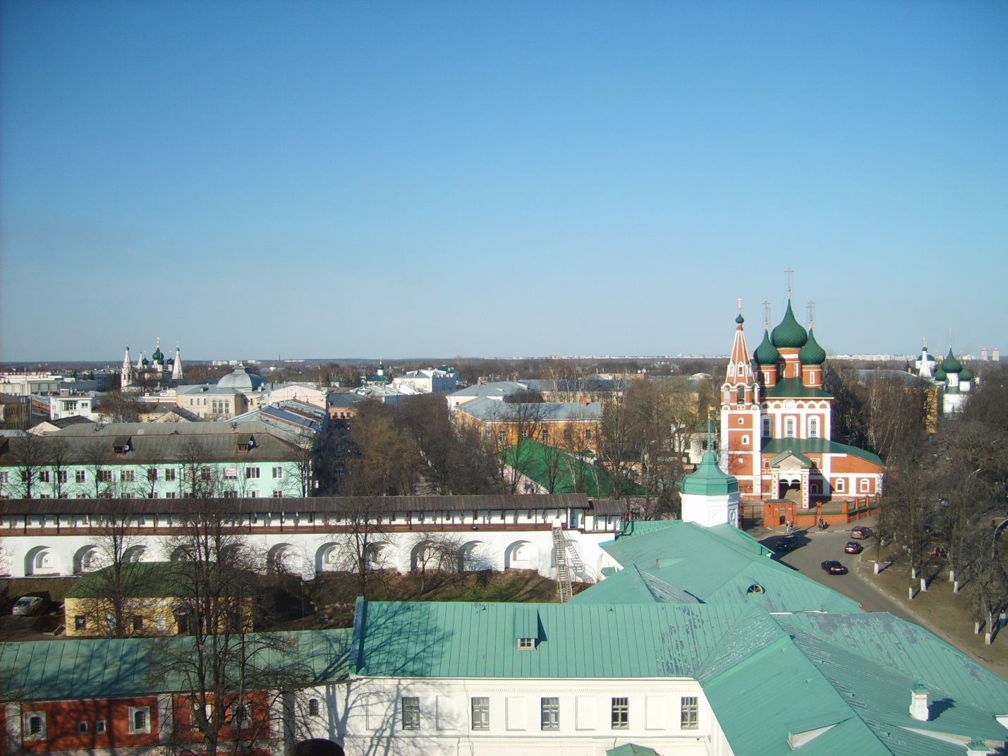 Первый опыт автотуризма. Прогулка по Ярославлю. День 1. Первый опыт автотуризма. Прогулка по Ярославлю. День 1. автотуризм,города,отдых,поездка,путешествие,Россия,туризм
