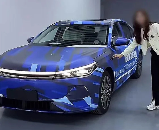 в Китае сфотографировали суперэкономичный Geely Galaxy, способный проезжать более 2000 км на баке бензина