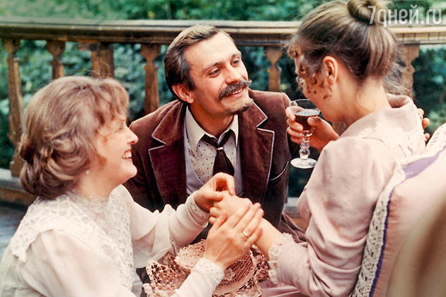 О дружбе и работе с Янковским, Михалковым, Абдуловым рассказывает Александр Адабашьян О дружбе и работе с Янковским, Михалковым, Абдуловым рассказывает Александр Адабашьян актеры,воспоминания,звезды,кино и тв