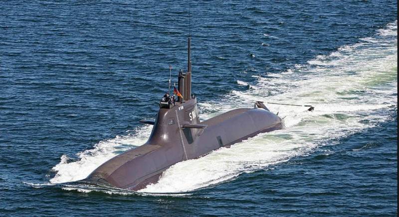 С пушкой на мачте из-под воды вмф,оружие