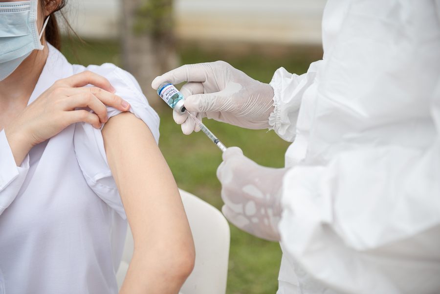 «Нацимбио» получила разрешение на проведение клинических исследований вакцины от гриппа и коронавируса