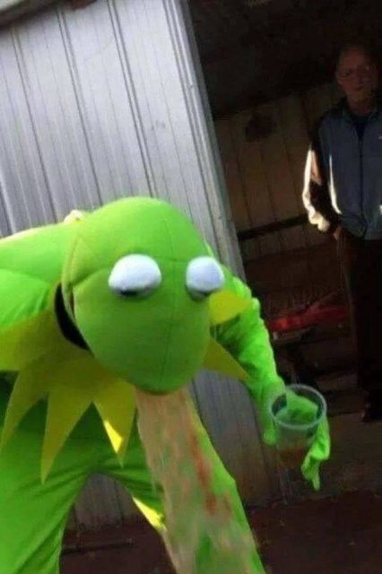 Что-то тут не так Что-то тут не так