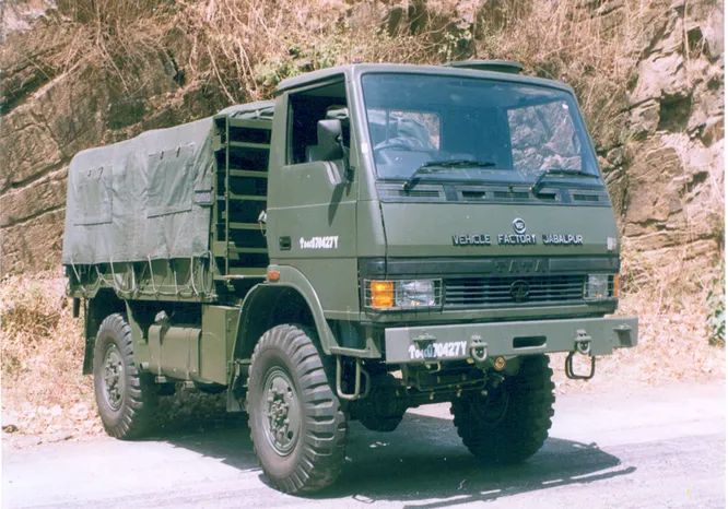 VFJ (Vehicle Factory Jabalpur) – основанный в 1969 году производитель военной техники и автомобилей, работающий в основном на Министерство обороны Индии. На снимке – грузовик VFJ LPTA 713.