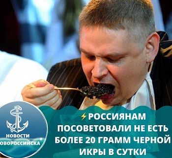 Моя бабушка очень любит пересматривать мои детские фото, при этом тихо шепча себе под нос: 