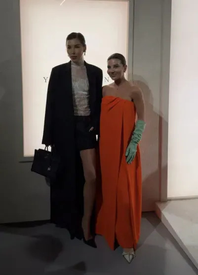 Ольга Слуцкер, Аврора Киба, Евгения Медведева, Карина Нигай посетили презентацию Valentin Yudashkin Галина, Юдашкина, Медведева, Нигай, Ольга, Евгения, Джоли, Оганичева, ЮдашкиныПолина, МедведеваМарина, Накануне, Гайнутдинов, ГребёнкинаИльдар, КибаЕвгения, КибаАврора, СлуцкерАврора, МаринаГалина, Валентина, Анастасия, ЭлиенКарина