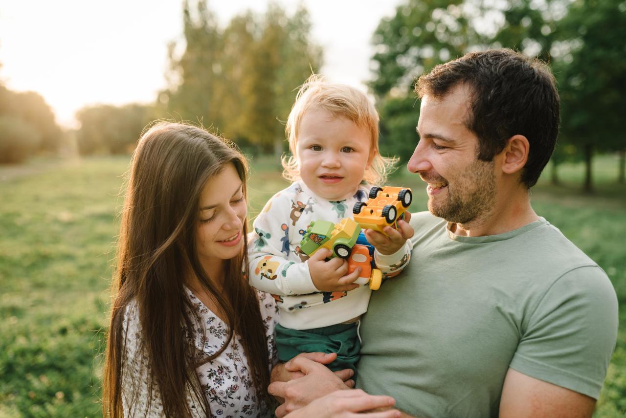 Как сейчас устроено усыновление в России: 7 важных этапов, которые нужно соблюдать ребенка, опеки, приемных, усыновить, можно, нужно, заявление, школе, родителям, этого, необходимо, родители, После, свидетельство, браке, направление, попечительства, здоровья, родственники, места