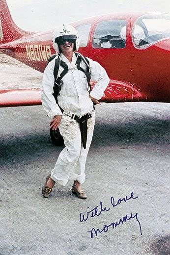 Windecker A-7 Eagle – первый цельнокомпозитный самолет Windecker A-7 Eagle – первый цельнокомпозитный самолет ввс