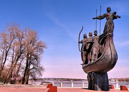 Путешествие в страну амазонок Путешествие в страну амазонок