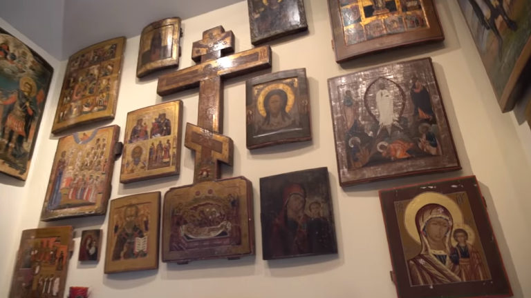 Макаревич показал свой дом с мистическими куклами вуду и не только Андрей Макаревич,наши звезды,шоубиz,шоубиз