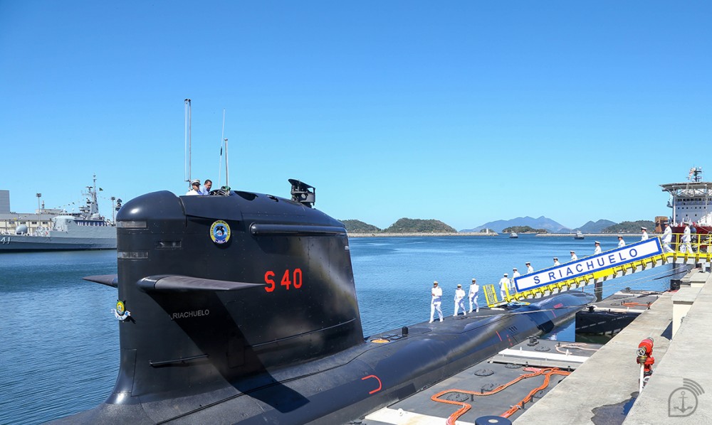 Marinha-do-Brasil-recebe-o-submarino-Riachuelo-6